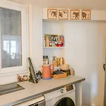 New Stylish 1Bd Apt In Central Paris Next To Seine!